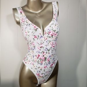 Vintage bonjour floral plunge neck bodysuit